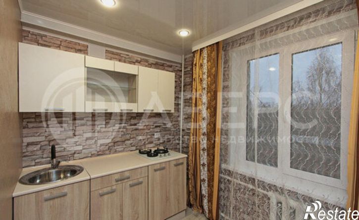 2-комн квартира Кленовая улица, 1,  д. 1