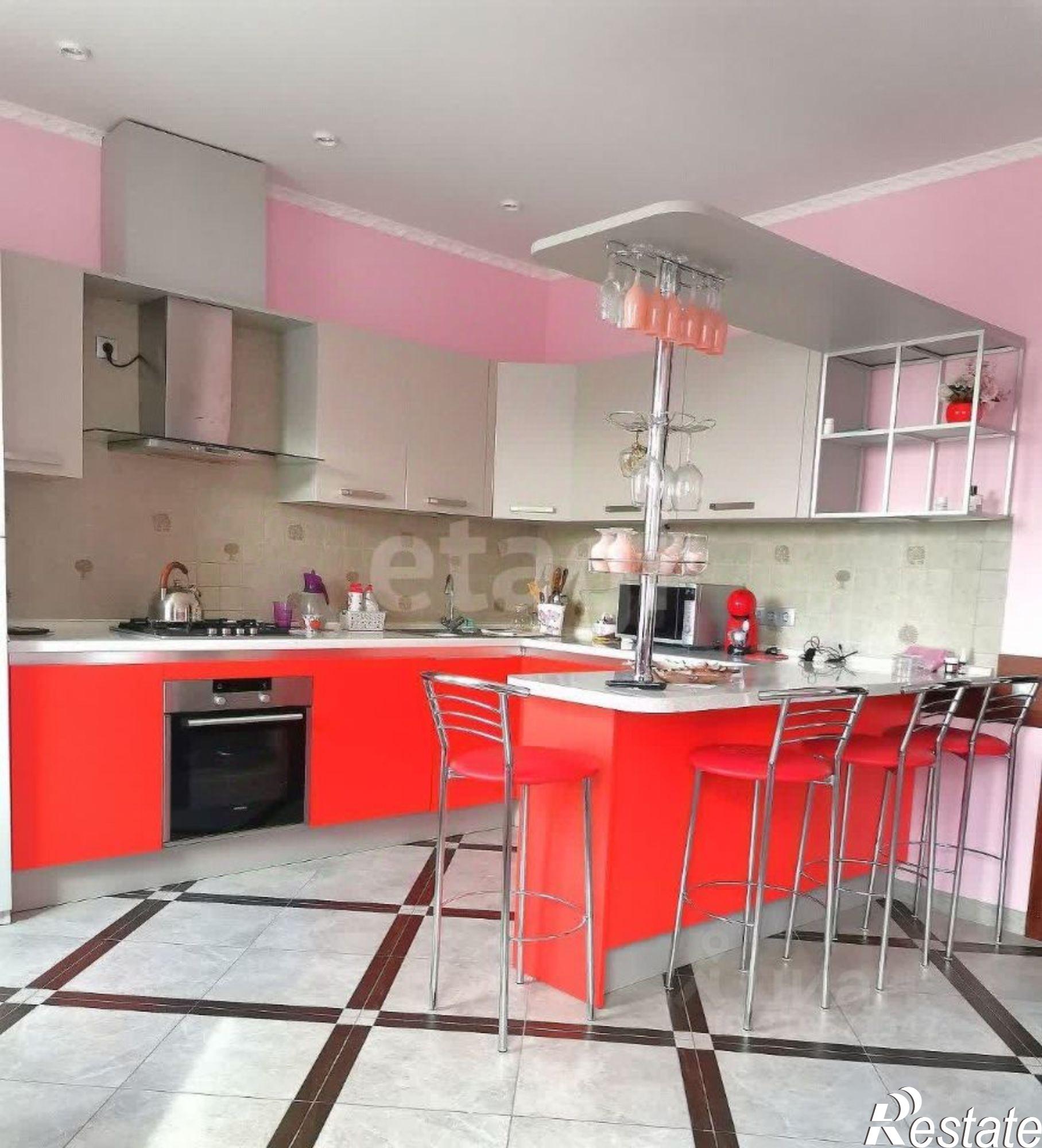 Купить квартиру за 13 000 000 рублей на улица Энгельса, 18