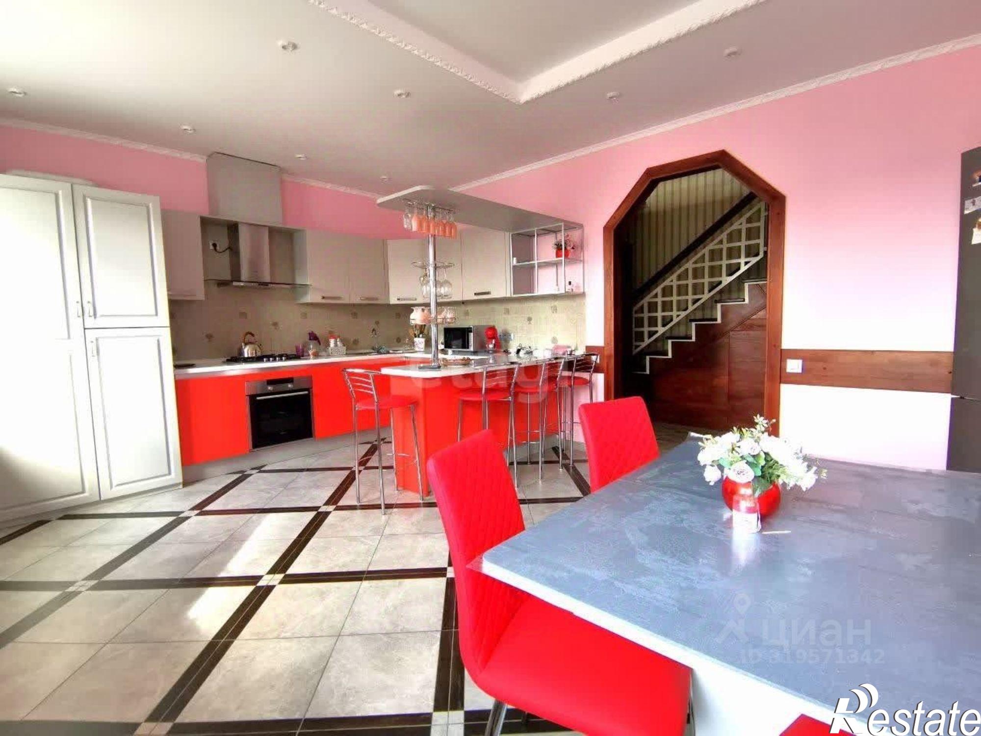 Купить квартиру за 13 000 000 рублей на улица Энгельса, 18