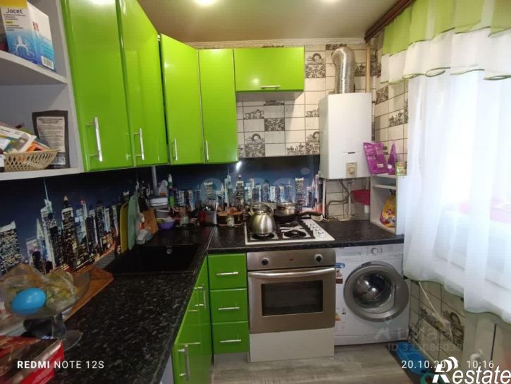 3-комн квартира Кленовая улица, 15,  д. 15