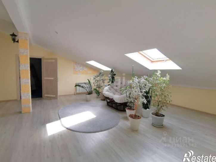 5-комн квартира улица Энгельса, 18,  д. 18