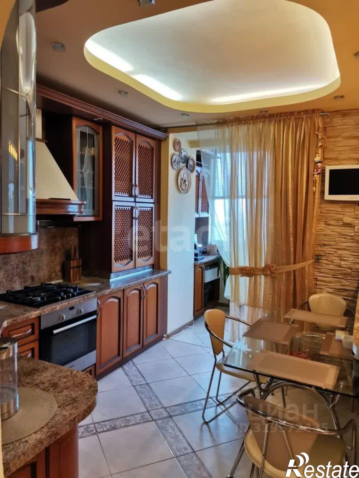 Купить квартиру за 14 000 000 рублей на улица Карла Маркса, 50