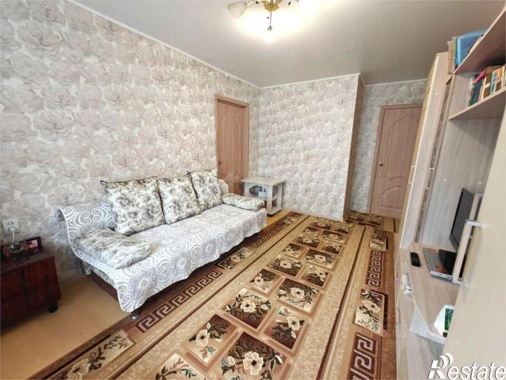 3-комн квартира Октябрьская улица, 52,  д. 52