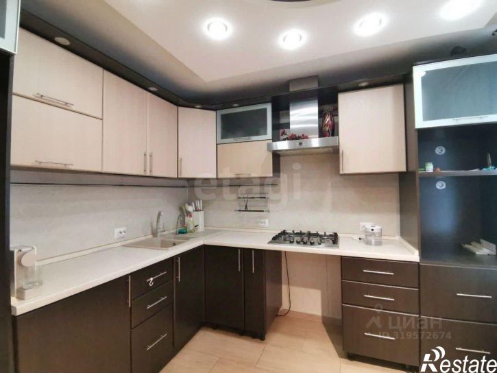 3-комн квартира Кленовая улица, 36,  д. 36