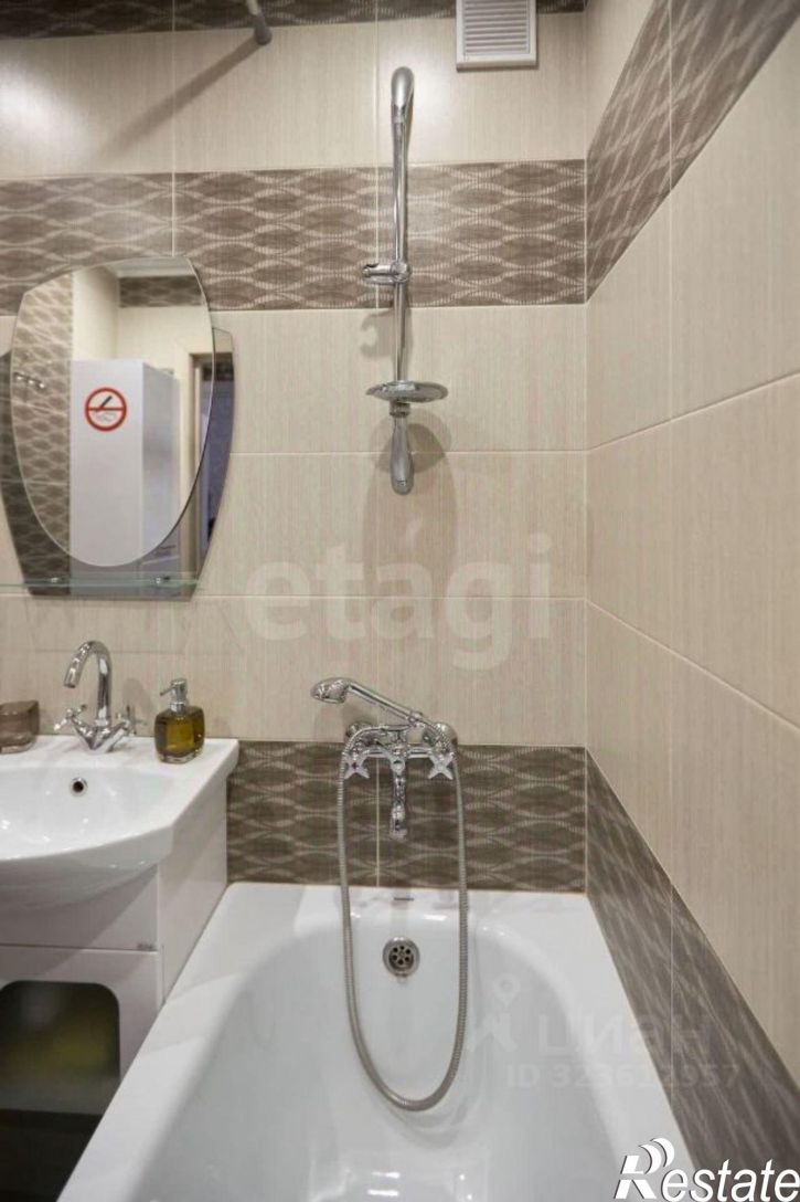 2-комн квартира улица Льва Толстого, 20,  д. 20