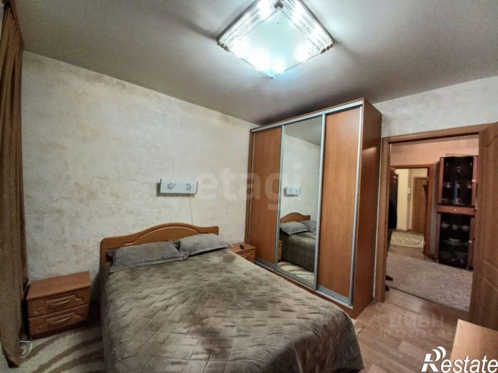 4-комн квартира Октябрьская улица, 52,  д. 52