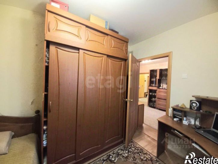 4-комн квартира Октябрьская улица, 52,  д. 52