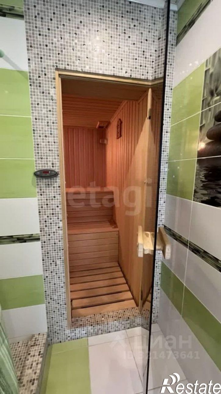 4-комн квартира улица Свердлова, 35,  д. 35