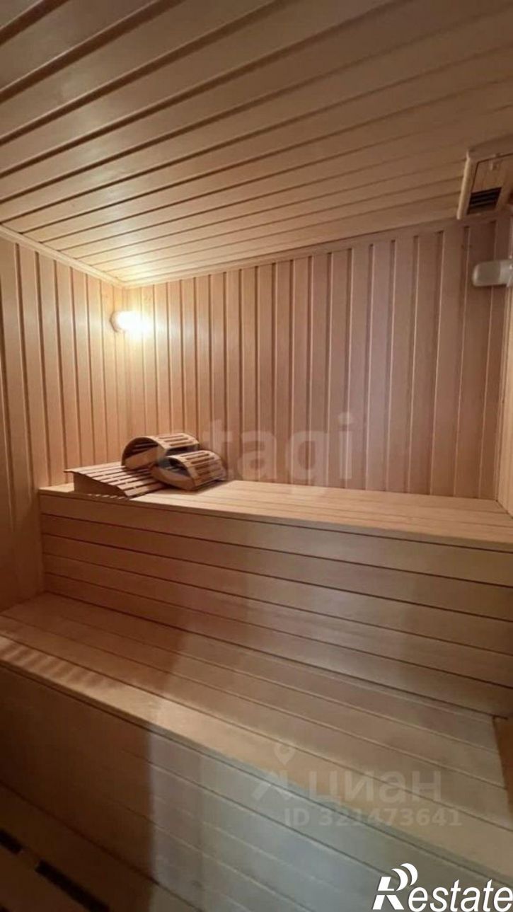 4-комн квартира улица Свердлова, 35,  д. 35