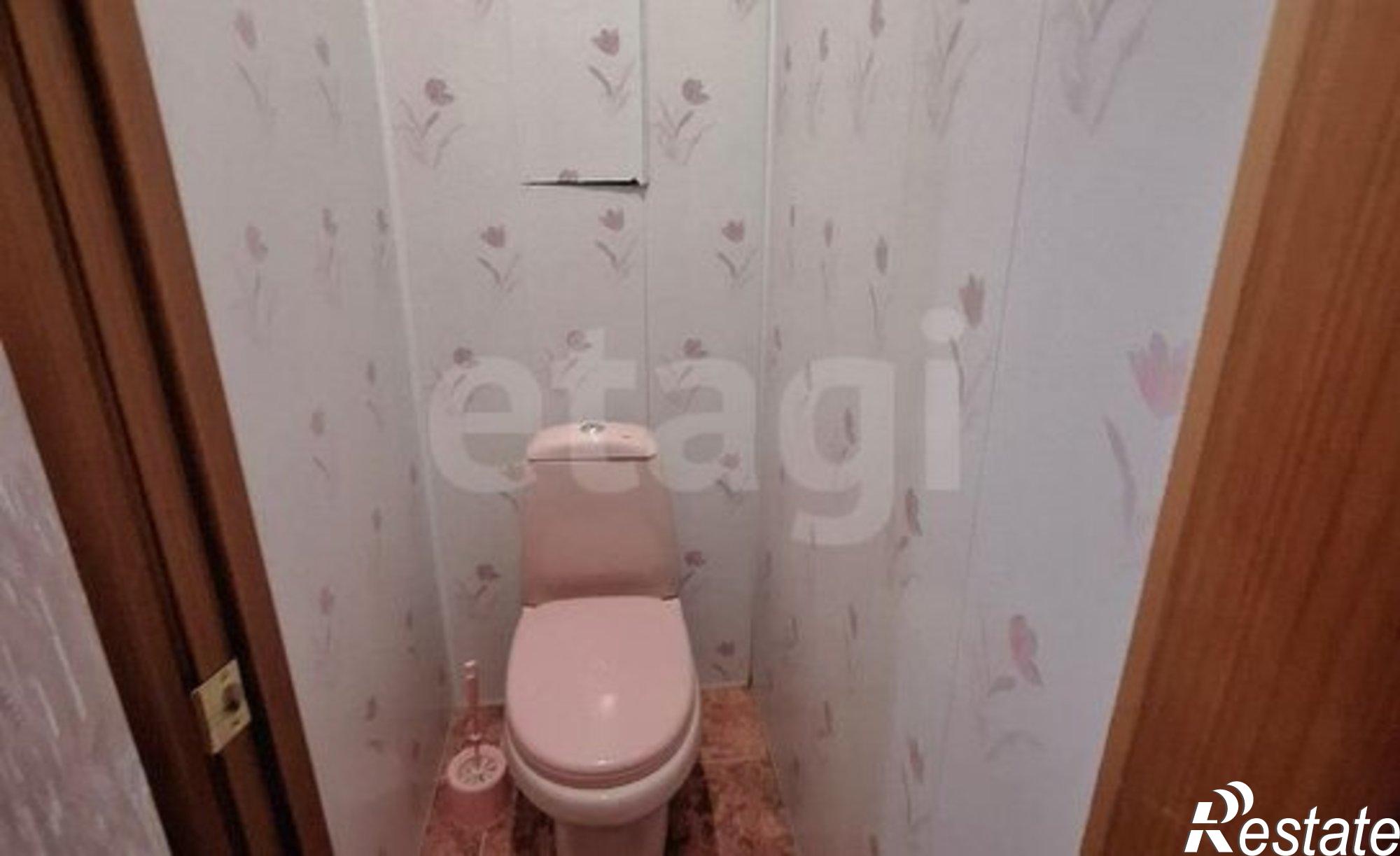 Купить квартиру за 3 300 000 рублей на Орловская улица, 21