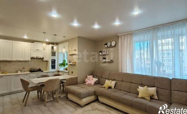 4-комн квартира улица Дзержинского, 10,  д. 10