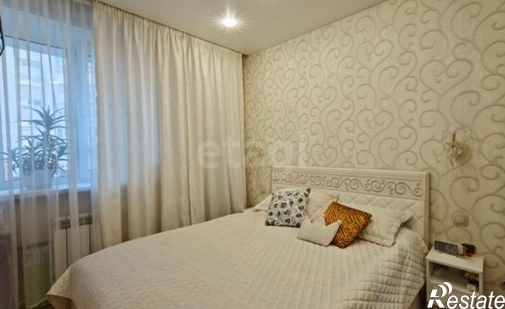 4-комн квартира улица Дзержинского, 10,  д. 10