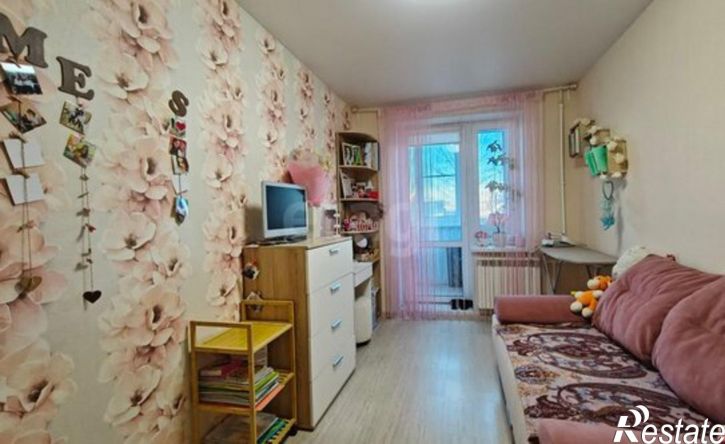 4-комн квартира улица Дзержинского, 10,  д. 10