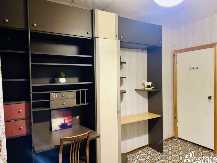 3-комн квартира ул Дзержинского, 49,  д. 49