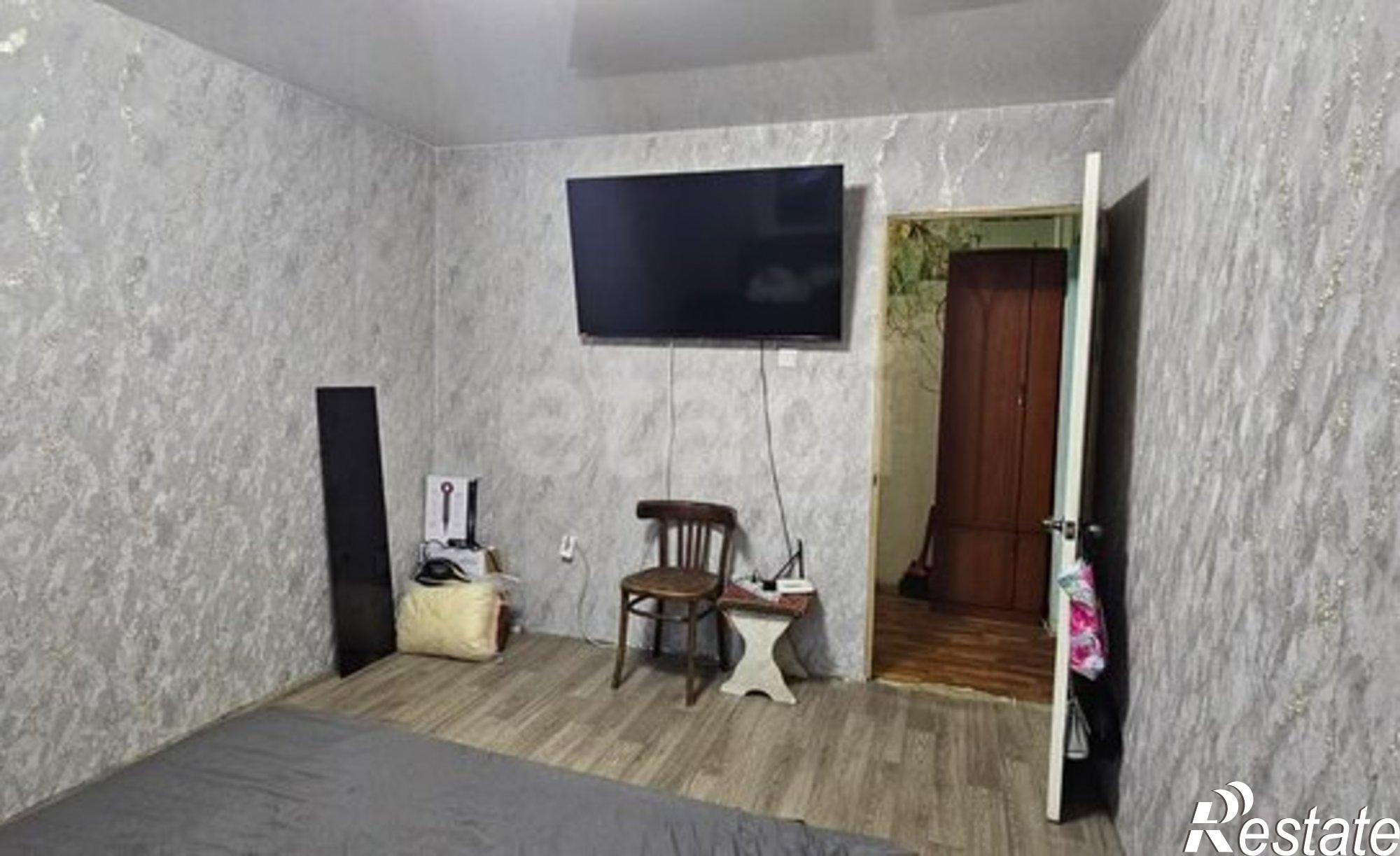 Купить квартиру за 4 250 000 рублей на улица Серова, 38