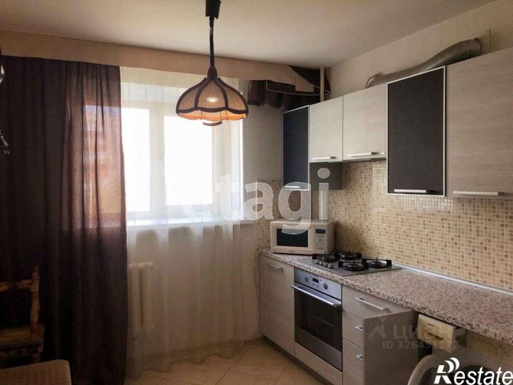 3-комн квартира улица Лаврентьева, 48,  д. 48