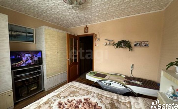 2-комн квартира улица Артёма, 65,  д. 65