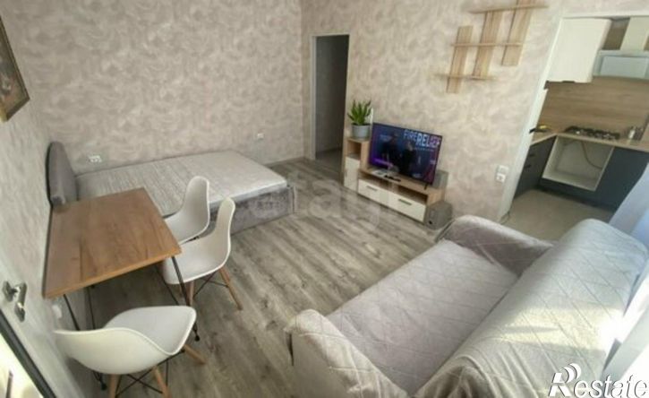 2-комн квартира ул Лаврентьева, 9,  д. 9