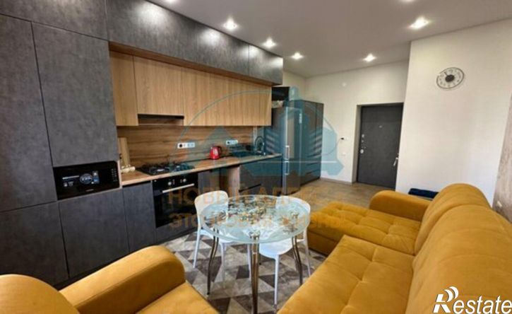 4-комн квартира ул Каштановая, 26,  д. 26