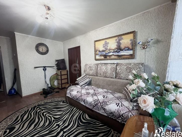 3-комн квартира Октябрьская улица, 52,  д. 52