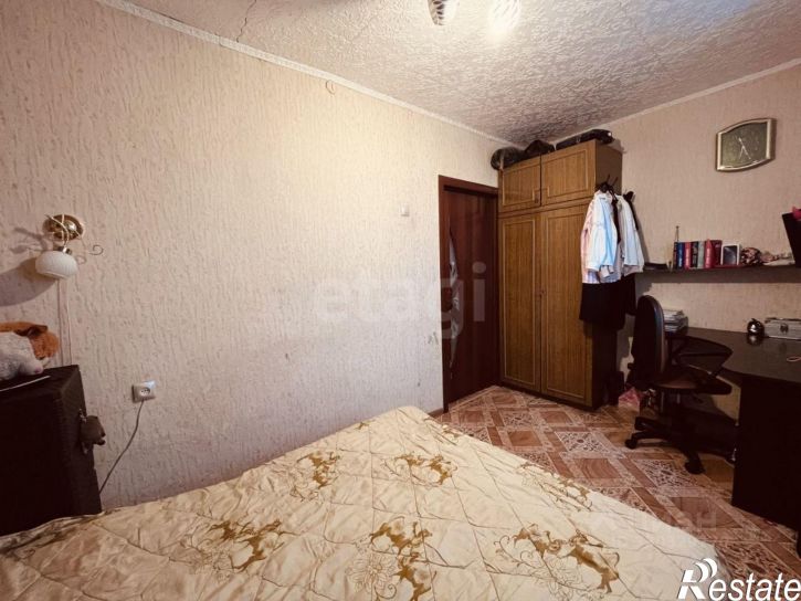 3-комн квартира Октябрьская улица, 52,  д. 52