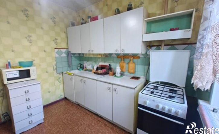 3-комн квартира улица Артёма, 27,  д. 27