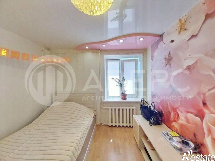 3-комн квартира ул Дзержинского, 10,  д. 10