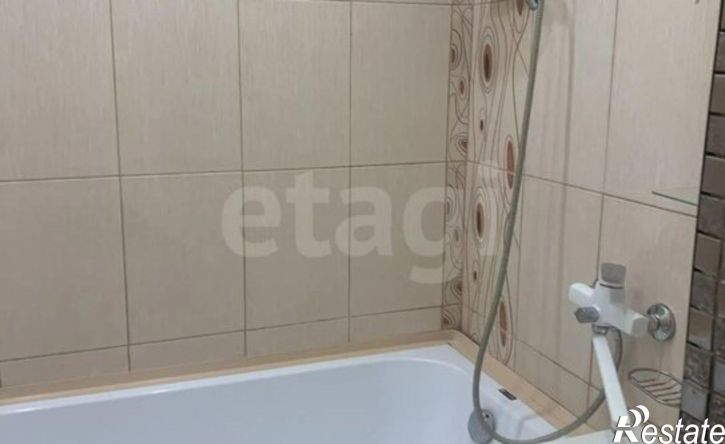 3-комн квартира ул Дзержинского, 2а,  д. 2а