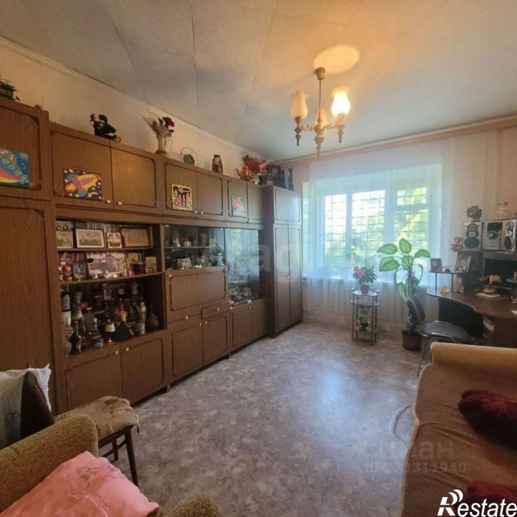 3-комн квартира ул Стахановская, 20,  д. 20