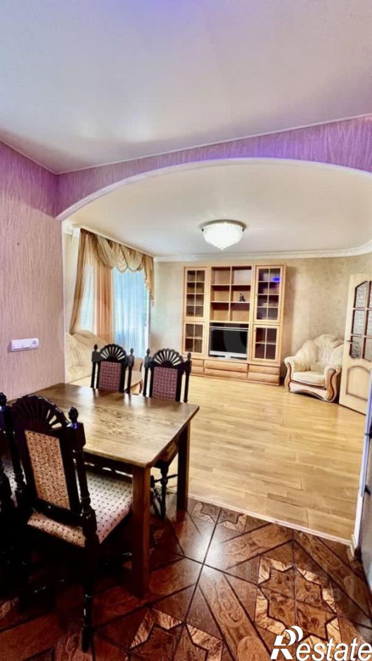 4-комн квартира ул Свердлова, 35,  д. 35