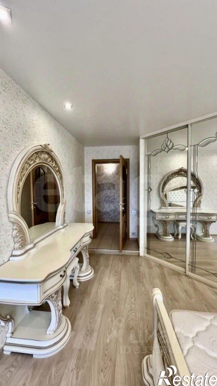 4-комн квартира ул Свердлова, 35,  д. 35