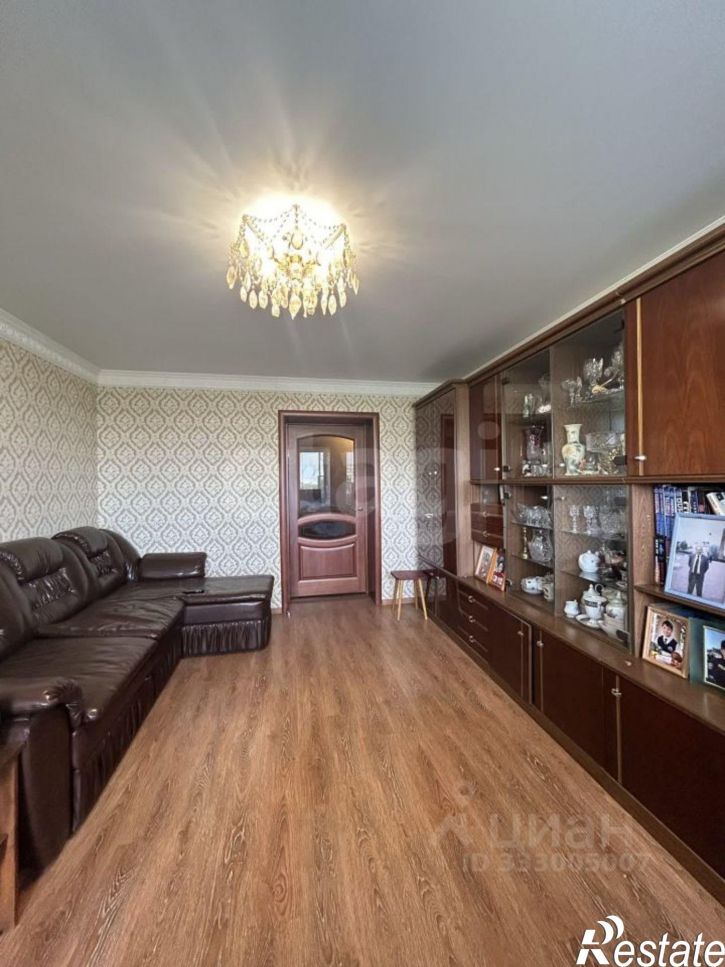 3-комн квартира ул Артема, 20,  д. 20