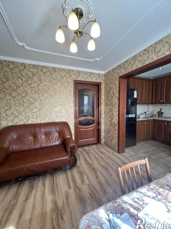 3-комн квартира ул Артема, 20,  д. 20