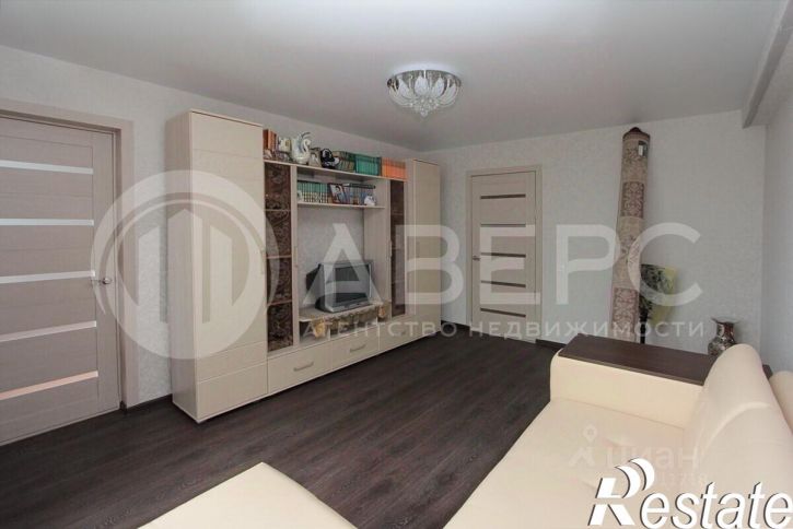 4-комн квартира Кленовая улица, 12А,  д. 12А