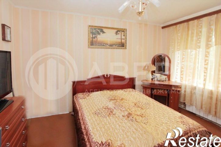 4-комн квартира Кленовая улица, 12А,  д. 12А