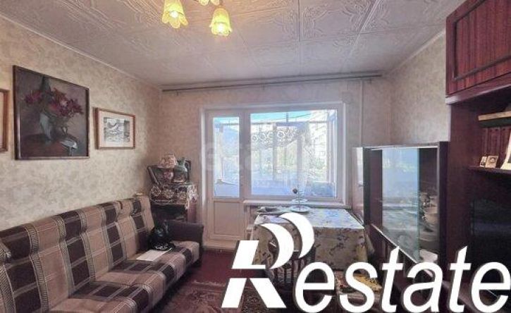 2-комн квартира улица Серова, 40,  д. 40