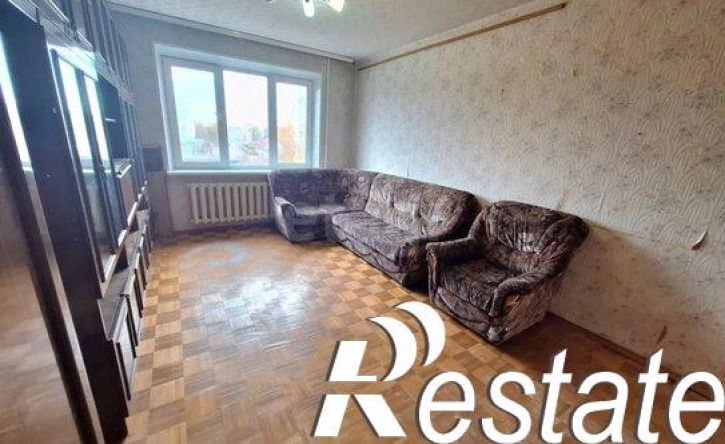 3-комн квартира улица Дзержинского, 49,  д. 49